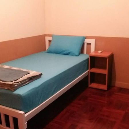 More Hostel @Khaosan Бангкок Екстер'єр фото